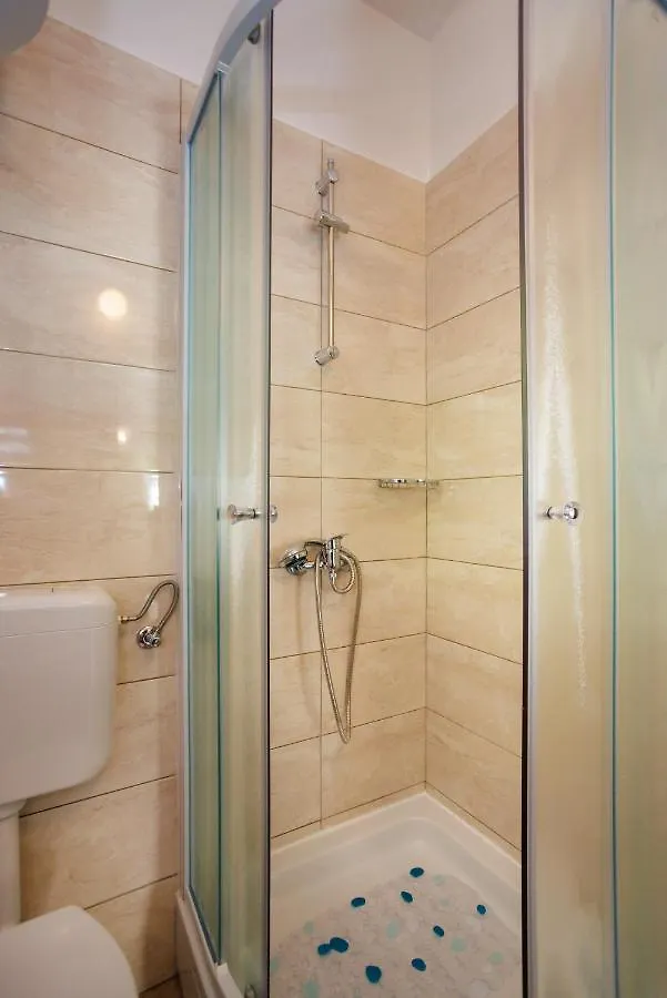 Apartment Studio Close To Sea Krk Town